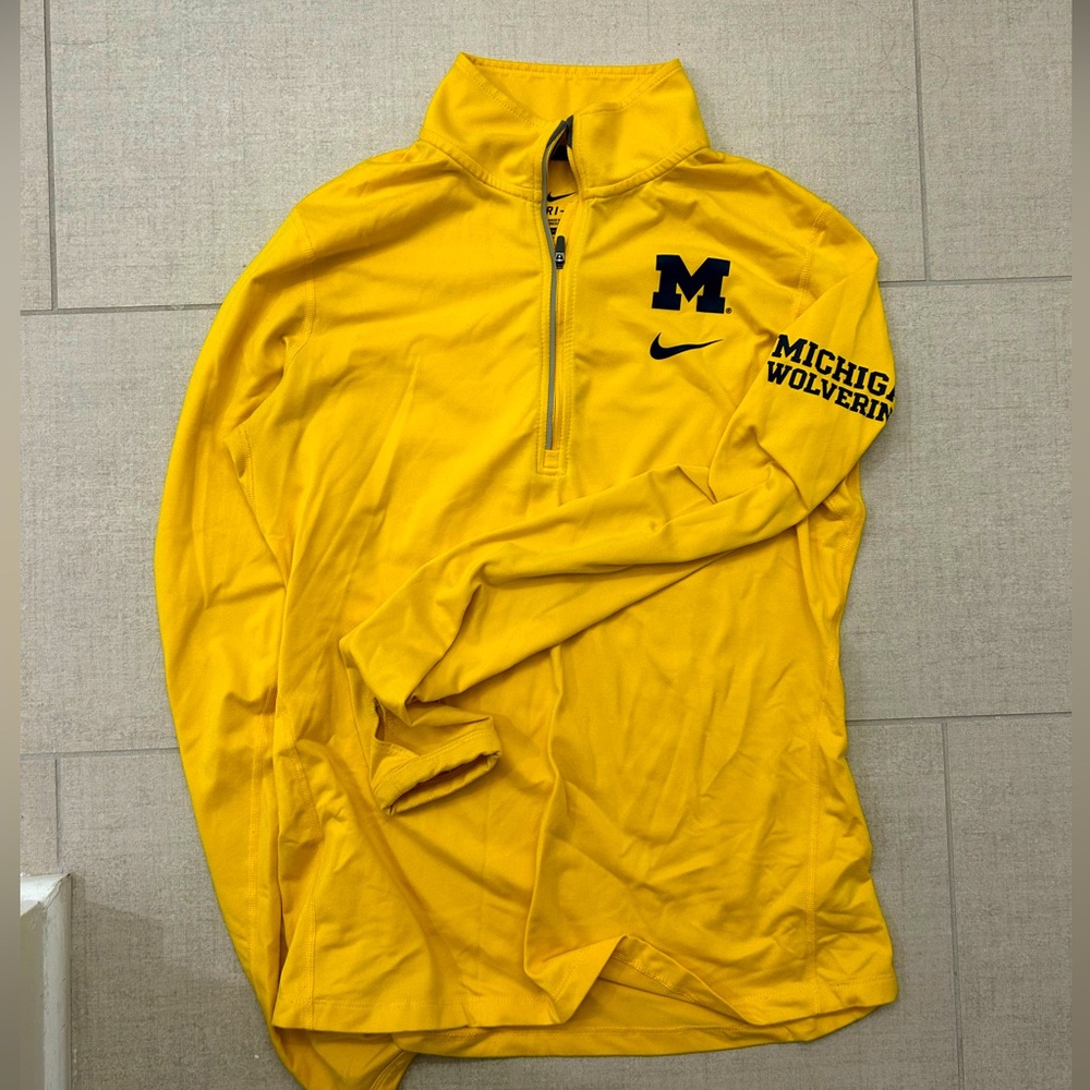 Michigan Nike Dri-fit Quarterzip